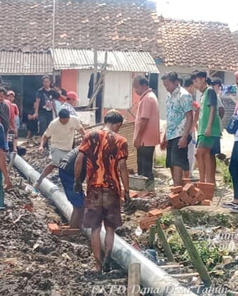 Kegiatan Gotong Royong Masyarakat